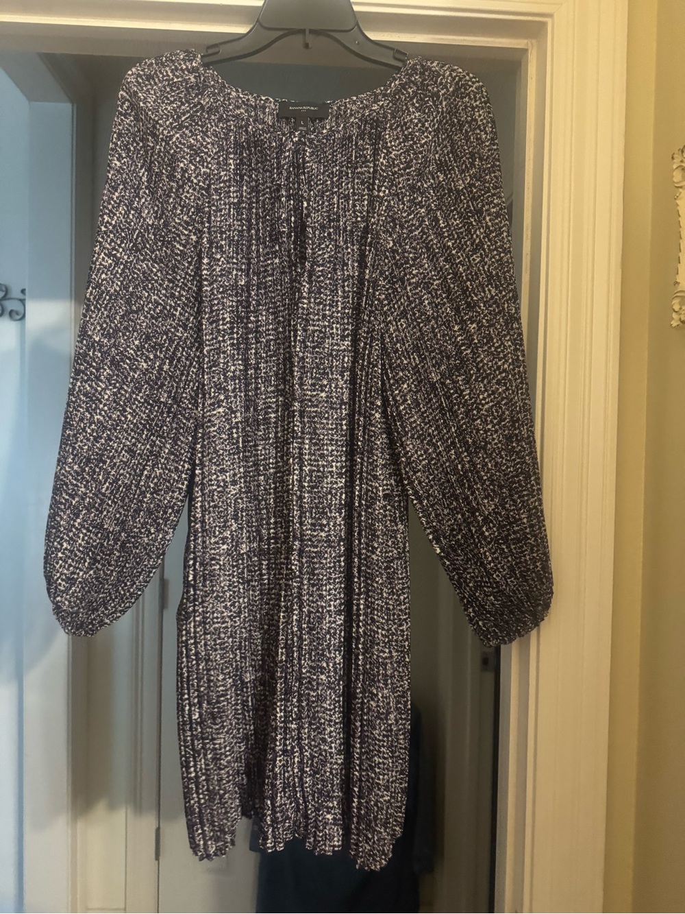 Banana Republic Navy and White Pleated Long-Sleeve Knit Dress
